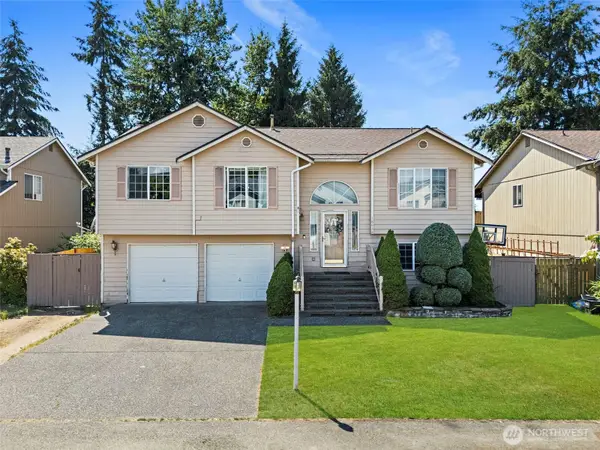 18828 76th Avenue Ct E, Puyallup, WA 98375