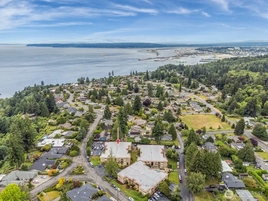 335 Heather Road #202, Everett, WA 98203 - #3