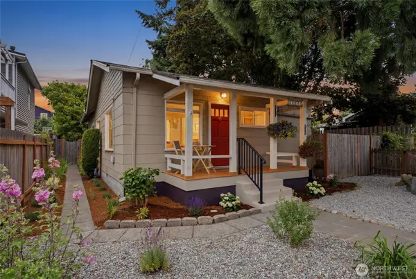 10016 SW 42nd Ave., Seattle, WA 98146