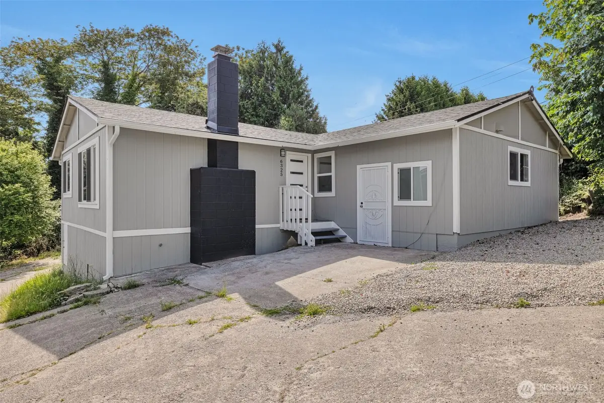 6325 S Eddy Court, Seattle, WA 98118 - #1