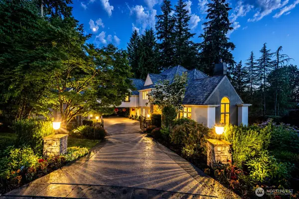 6351 163rd Place Se, Bellevue, WA 98006