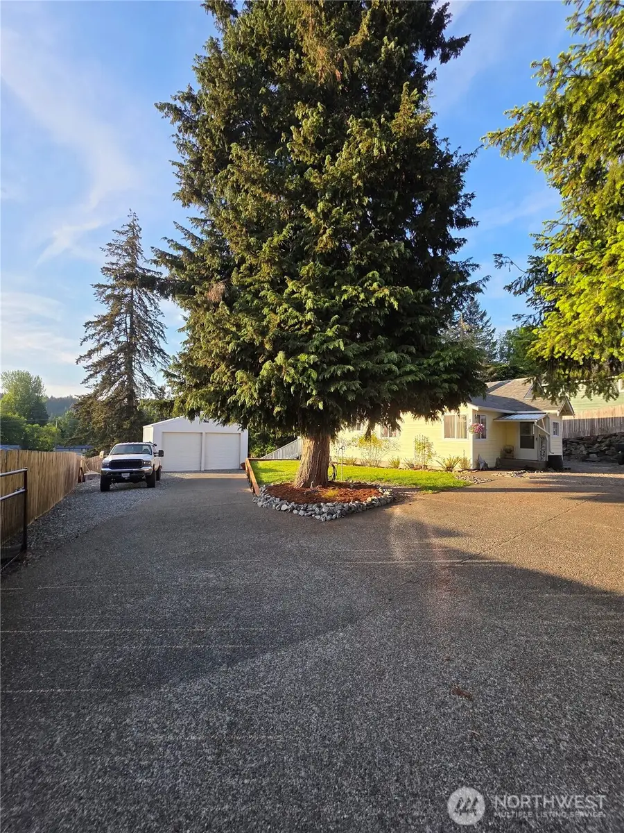 315 SE 2nd Street, South Prairie, WA 98385 - #3