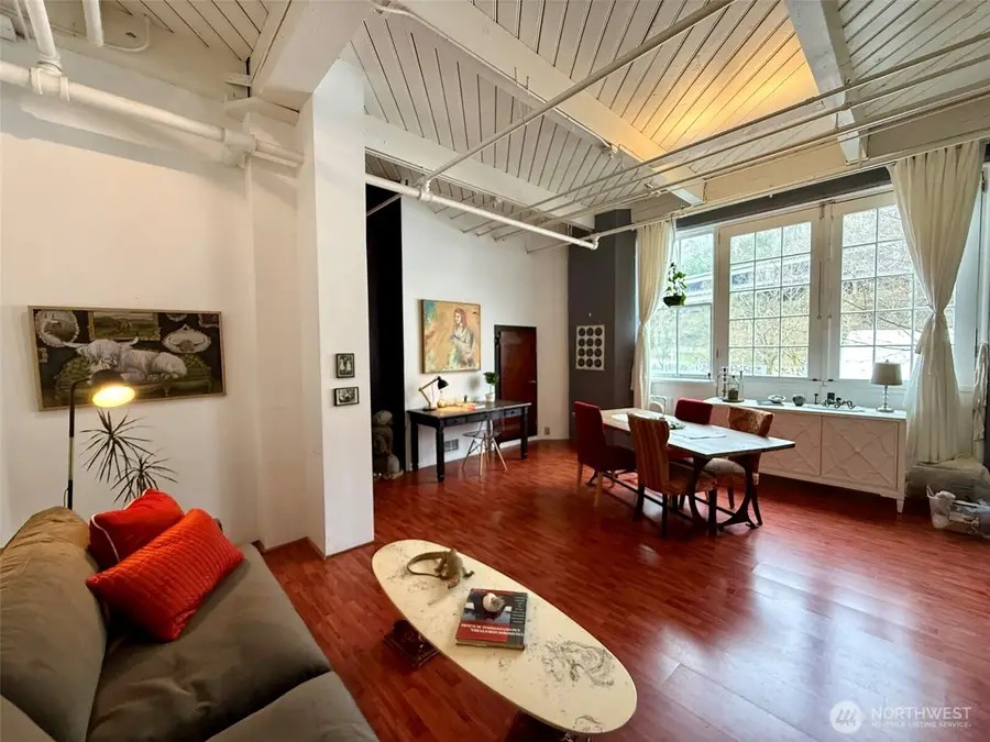707 S Snoqualmie Street #2B, Seattle, WA 98108 - #2