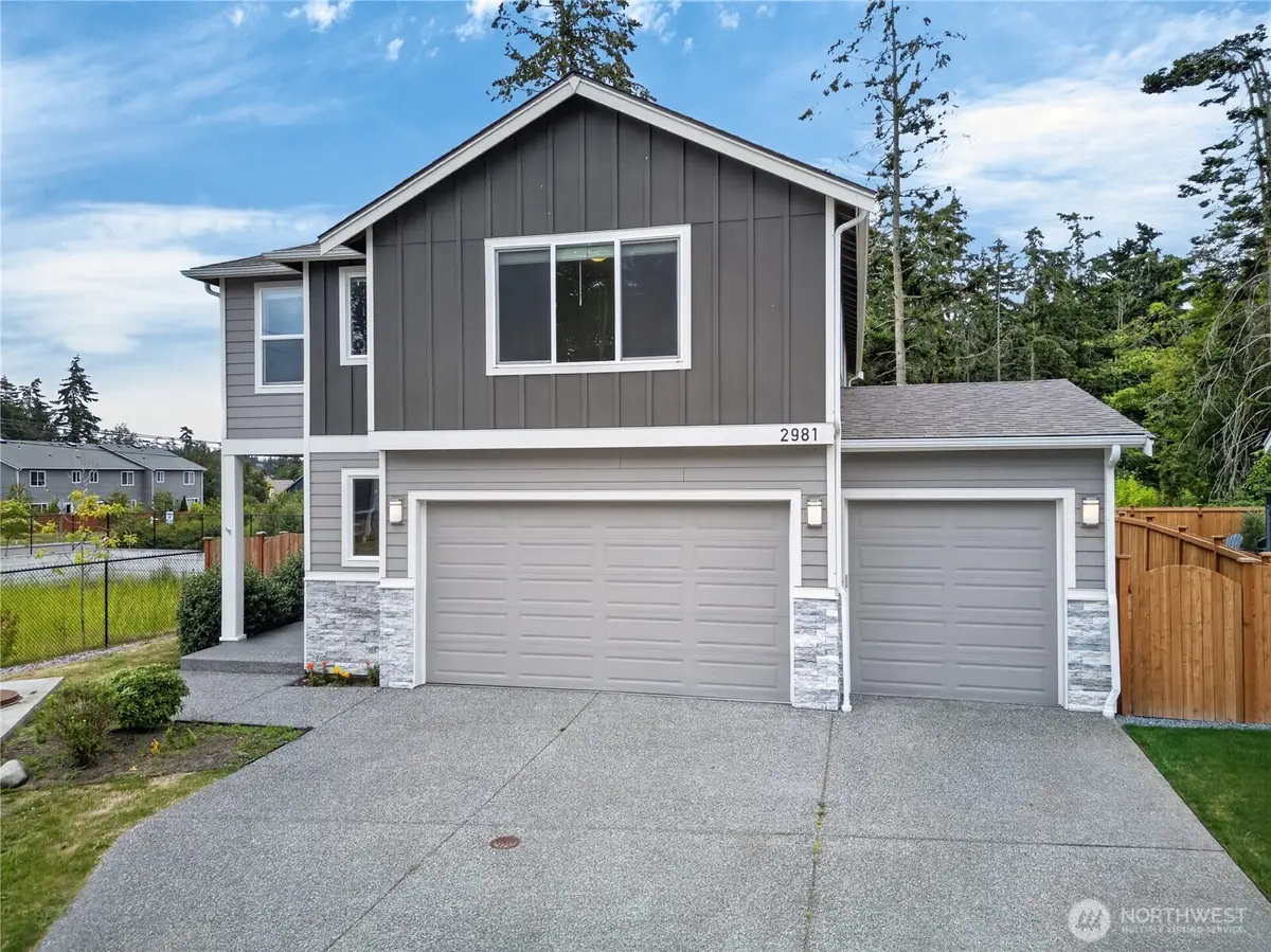 2981 SW Crestwood Drive, Oak Harbor, WA 98277 - #1