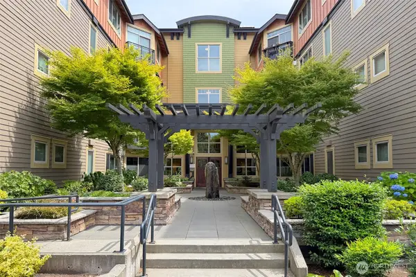 15700 116th Avenue Ne #104, Bothell, WA 98011
