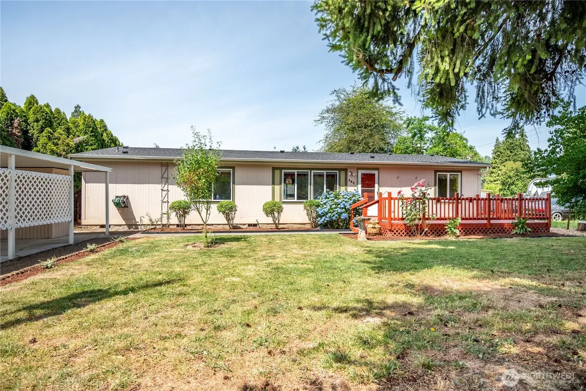827 NE Woodard Avenue, Castle Rock, WA 98611 - #1