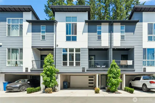 13710 Ash Way #B7, Everett, WA 98204