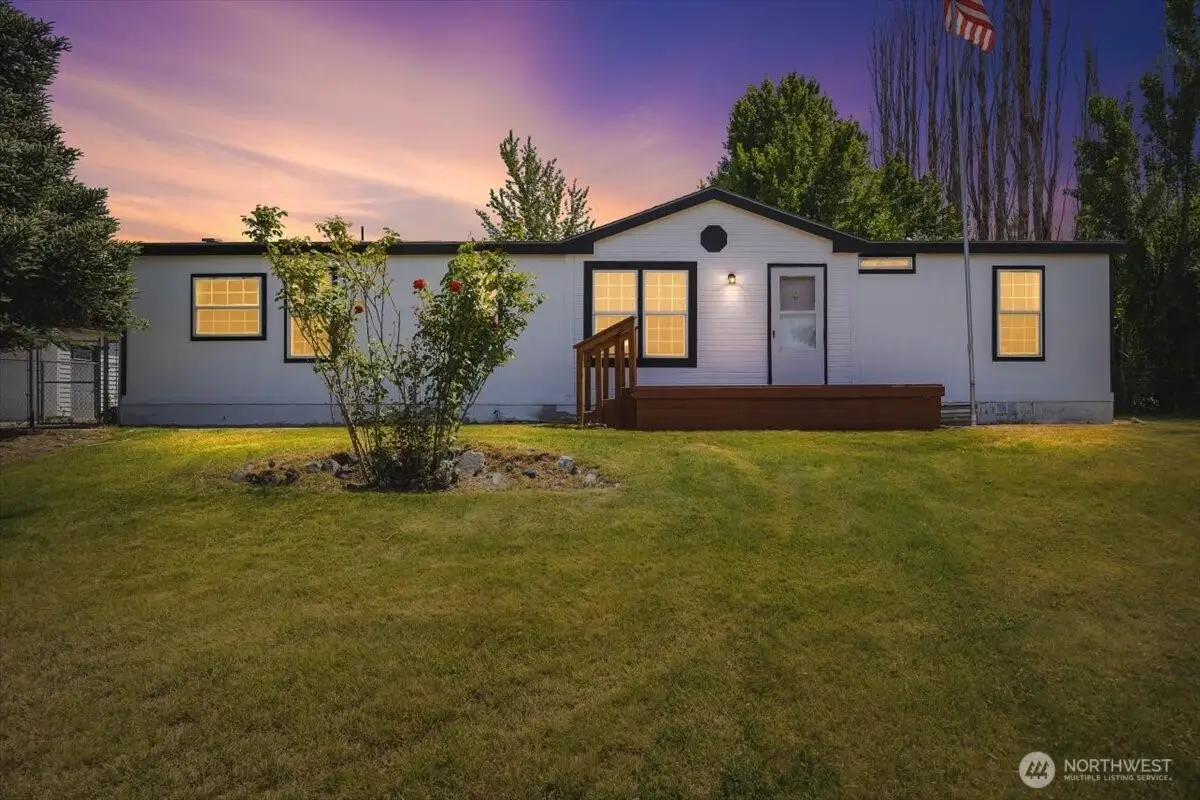 4225 Twinlake Ct, West Richland, WA 99353 - #1