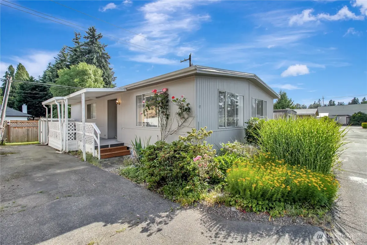 5001 180th Street Sw #10, Lynnwood, WA 98037 - #1