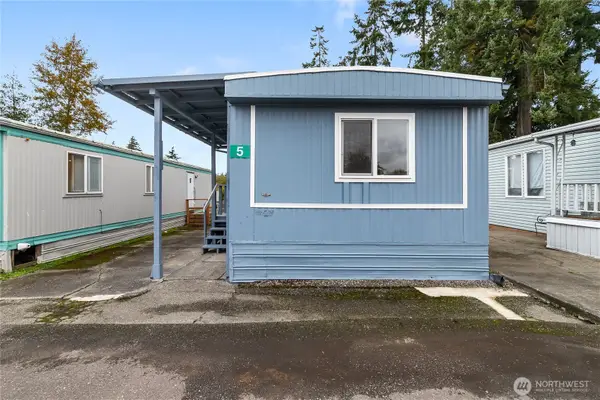 2240 Peace Portal Drive #5, Blaine, WA 98230