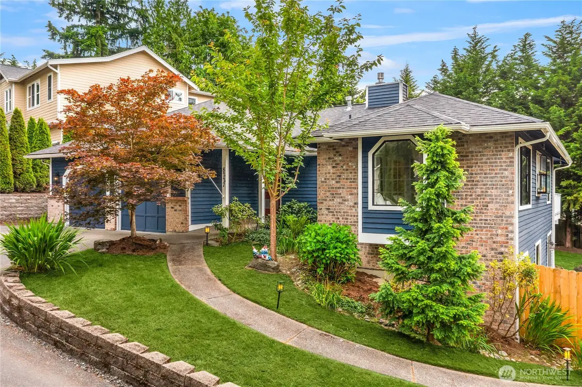 8227 Ne 166th Street, Kenmore, WA 98028 - #1