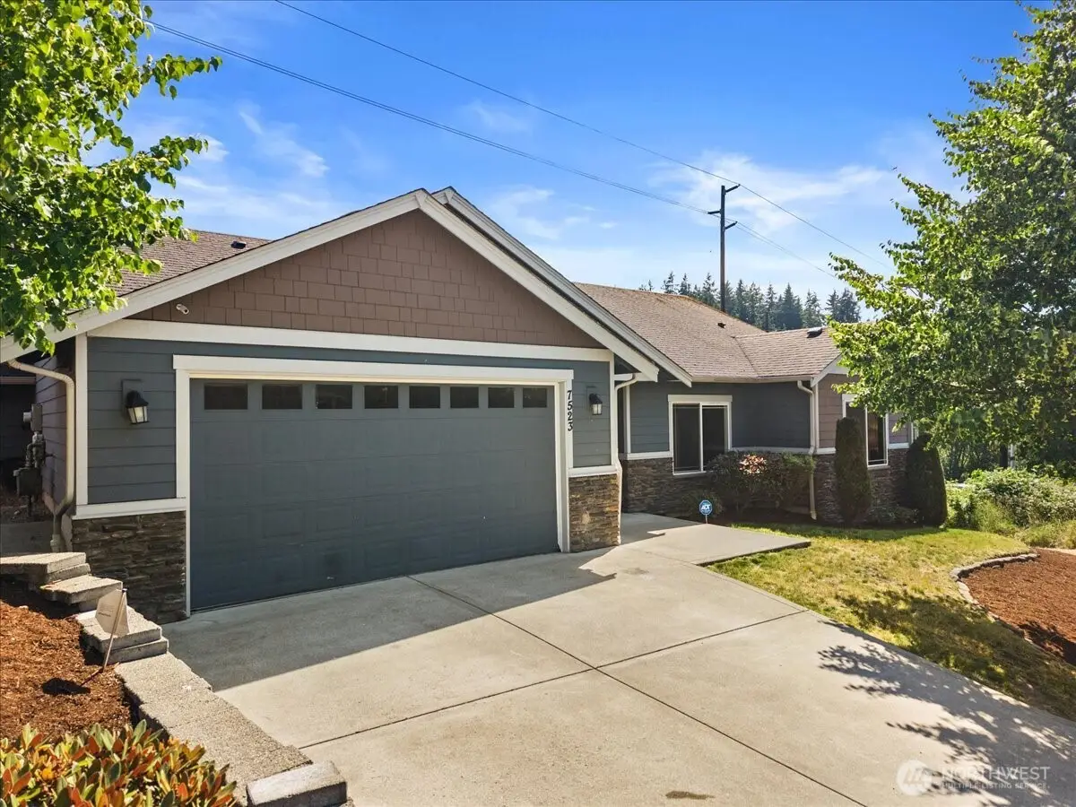 7523 Broadway, Everett, WA 98203 - #1