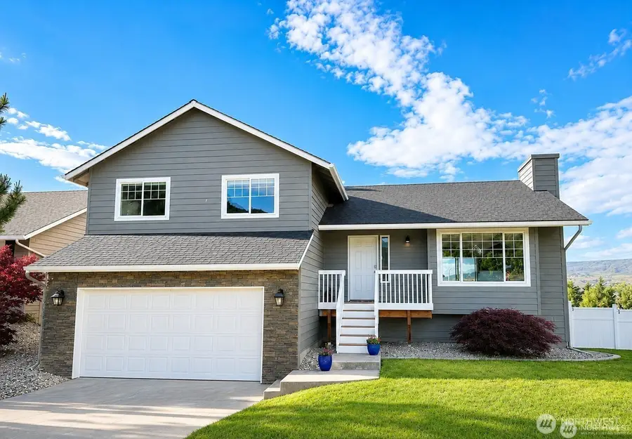 576 Saddle Rock Loop, Wenatchee, WA 98801 - #3