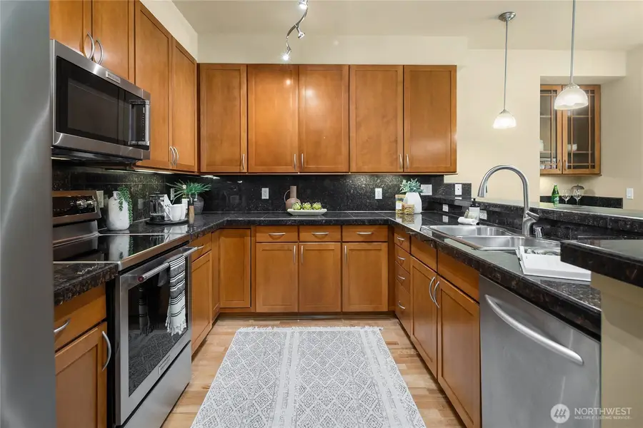 150 102nd Avenue Se #205, Bellevue, WA 98004 - #2