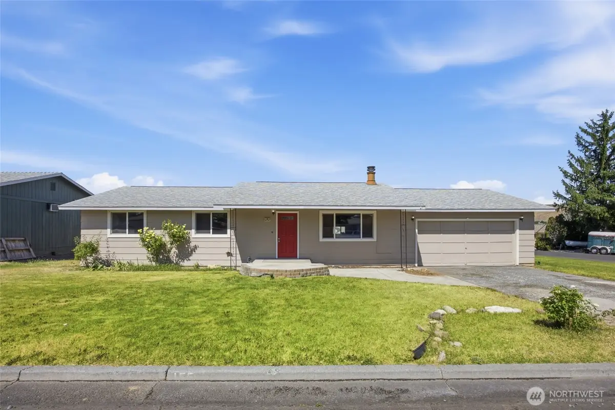 155 NE D Street, Ephrata, WA 98823 - #1