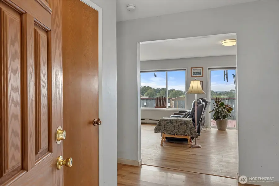 303 S 5th Street, Mount Vernon, WA 98274 - #3