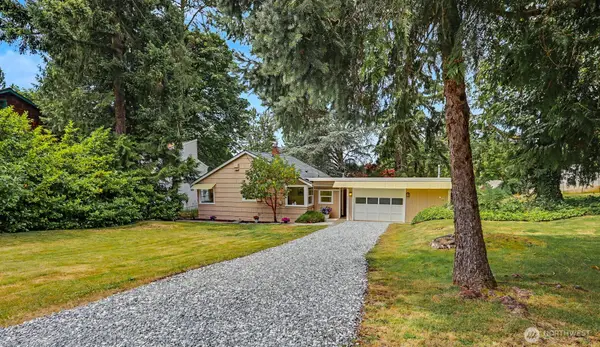 8011 SE 57th Street, Mercer Island, WA 98040
