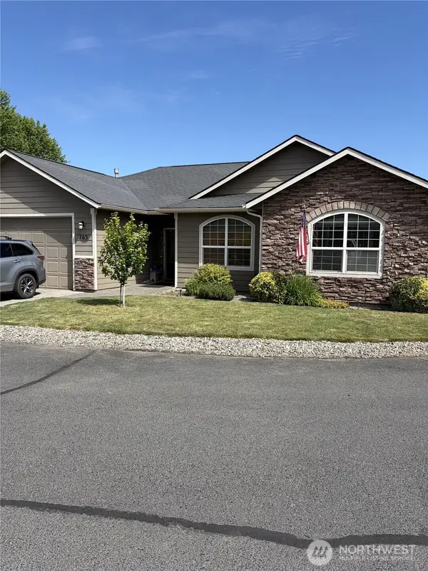 763 SE Bedford Loop, College Place, WA 99324