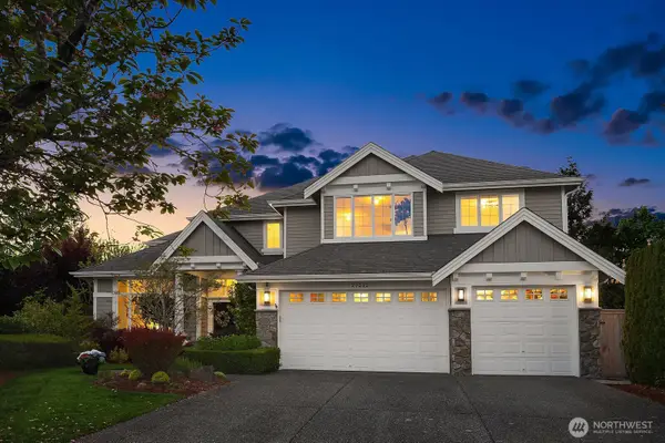 27212 SE 12th Place, Sammamish, WA 98075