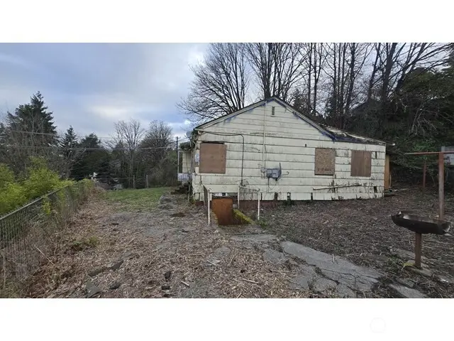 4010 22nd Avenue Sw, Seattle, WA 98106 - #2