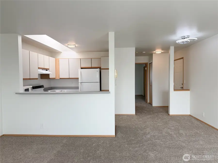 124 154th Street #302, Burien, WA 98166 - #3