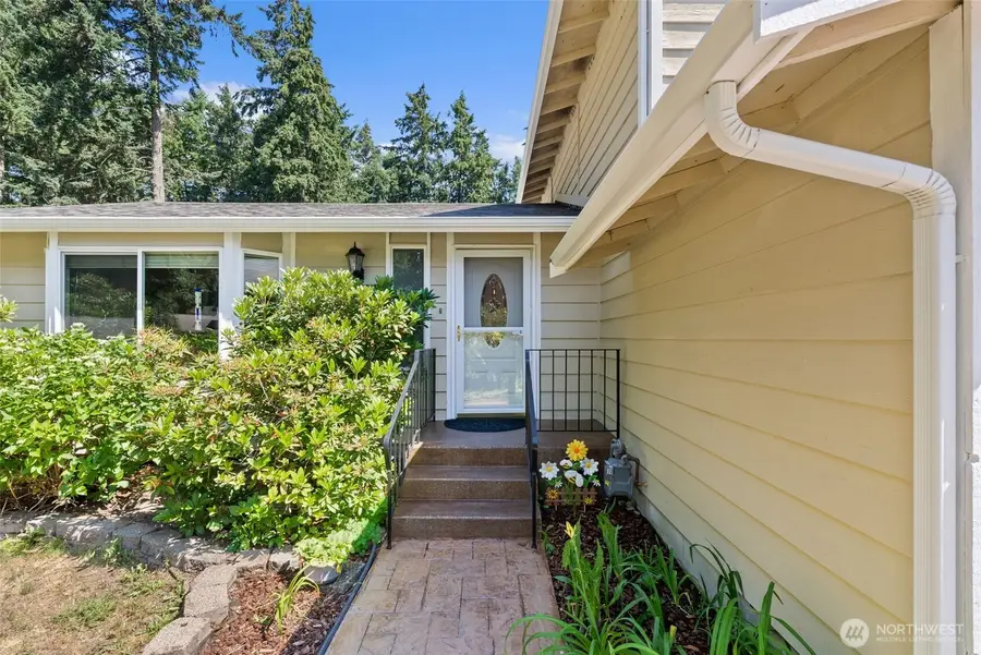 8538 48th Court Ne, Olympia, WA 98516 - #2
