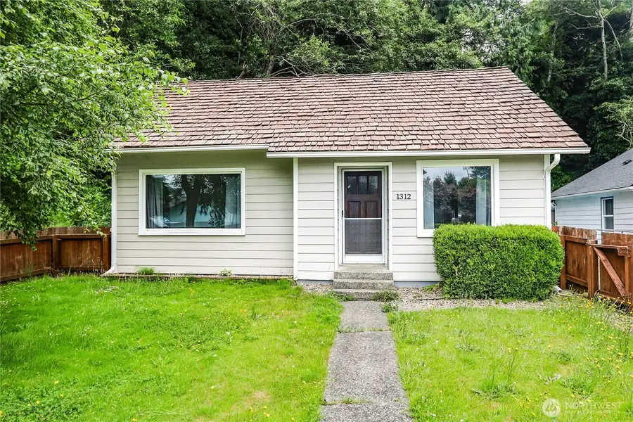 1312 E Summit Street, Aberdeen, WA 98520 - #2
