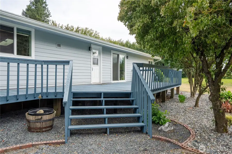 8095 Rathbone Road, Ferndale, WA 98248 - #3