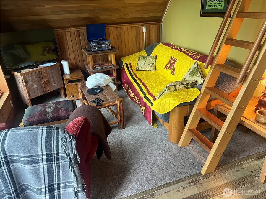 41 N Diamondhead Drive, Lilliwaup, WA 98555 - #2