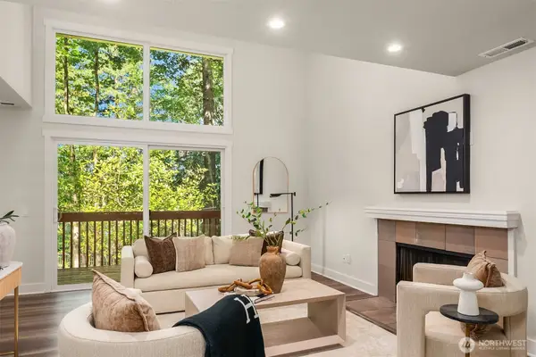 4283 152nd Court Se #2B, Bellevue, WA 98006
