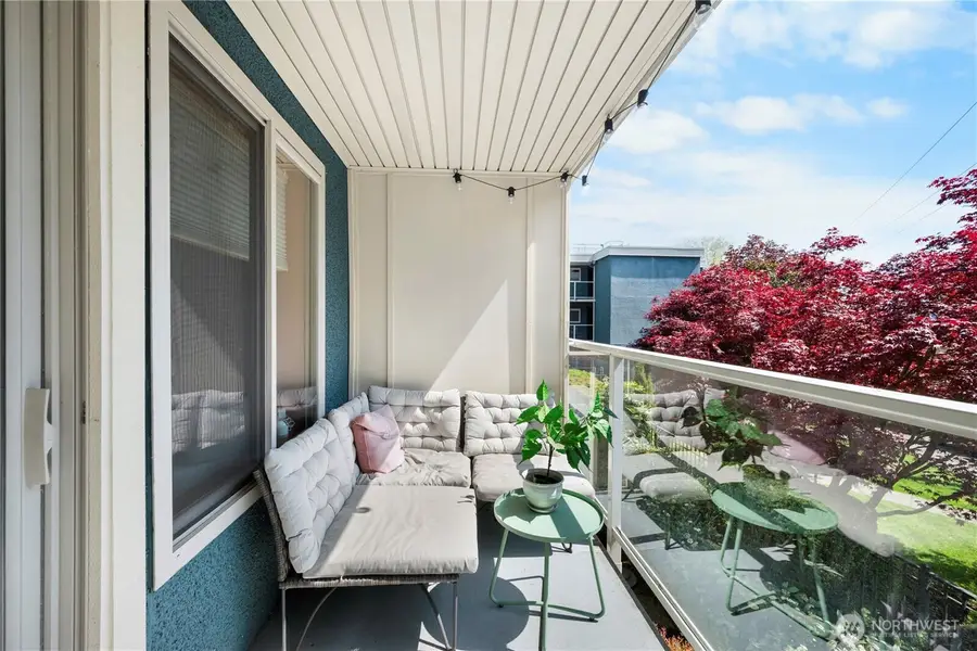 1730 Taylor Avenue N #302, Seattle, WA 98109 - #2