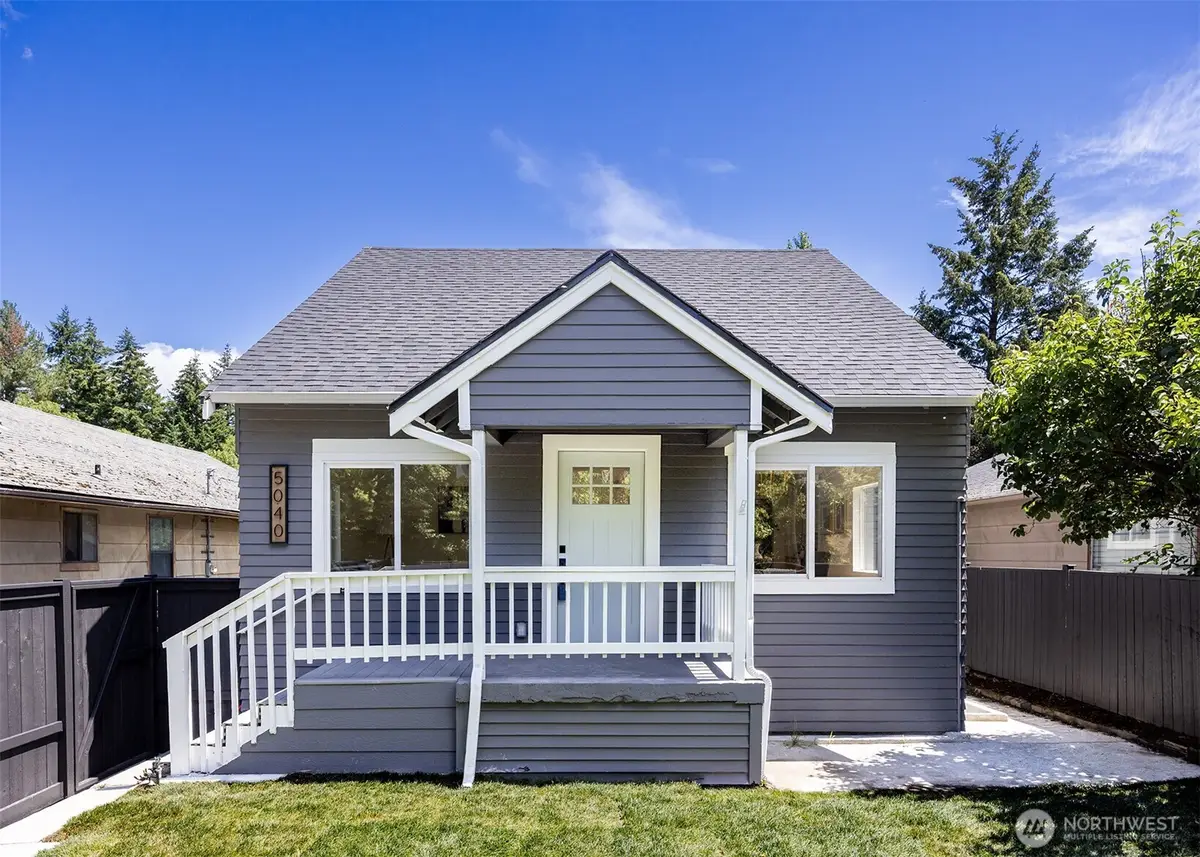 5040 35th Avenue Sw, Seattle, WA 98126 - #1