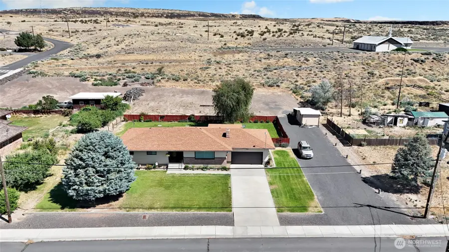 617 Sprague St., Wilson Creek, WA 98860 - #3