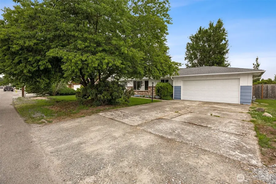 1005 17th Street Nw, Puyallup, WA 98371 - #2