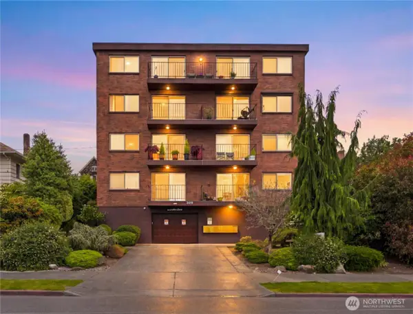 2619 Rucker Avenue #6, Everett, WA 98201