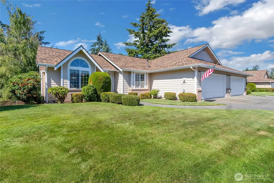 4 Lakewood Oaks Drive, Lakewood, WA 98499 - #2