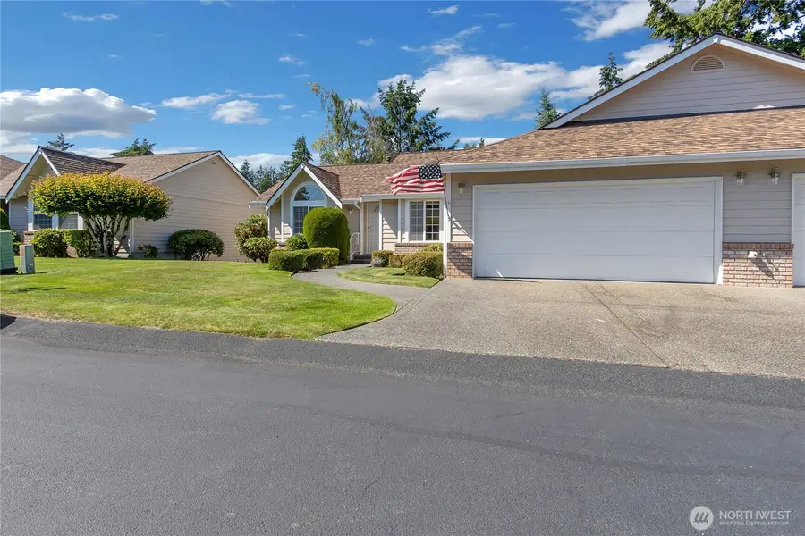 4 Lakewood Oaks Drive, Lakewood, WA 98499 - #3
