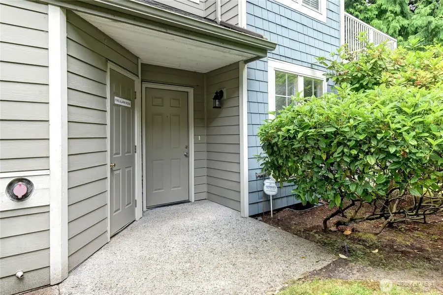 2174 Newport Way Nw #4-6, Issaquah, WA 98027 - #2
