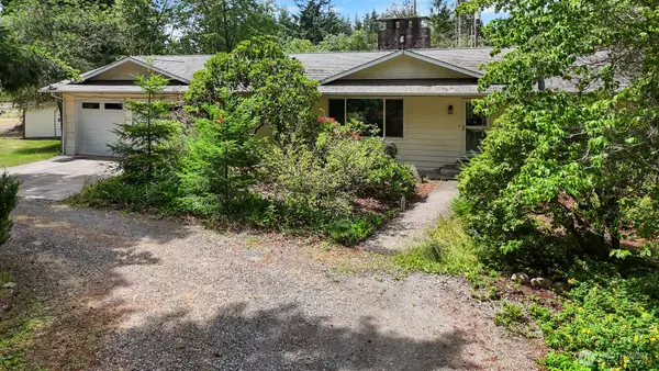 10905 138th Avenue Se, Rainier, WA 98576
