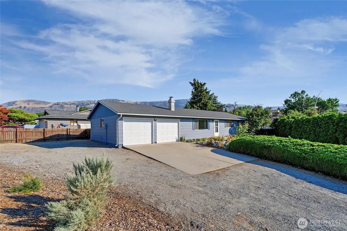 3032 Vera Cruz, Malaga, WA 98828 - #1