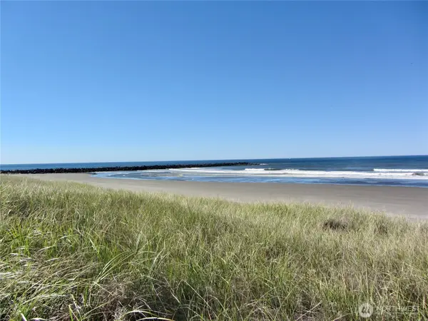 1437 Ocean Shores Boulevard Sw #7, Ocean Shores, WA 98569