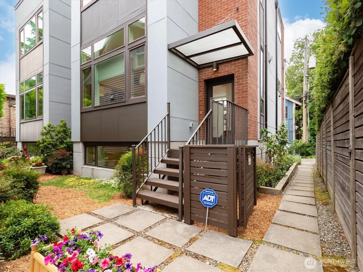 3832 S Edmunds Street Ct, Seattle, WA 98118 - #1