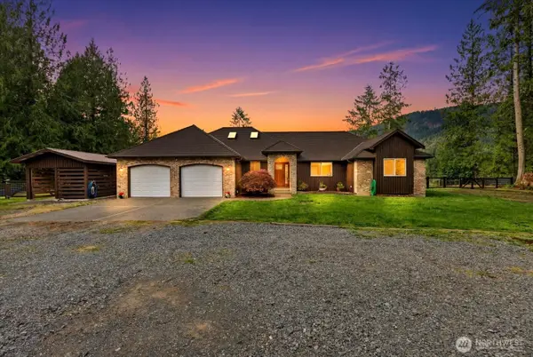 15619 N Trangen Loop Road, Arlington, WA 98223
