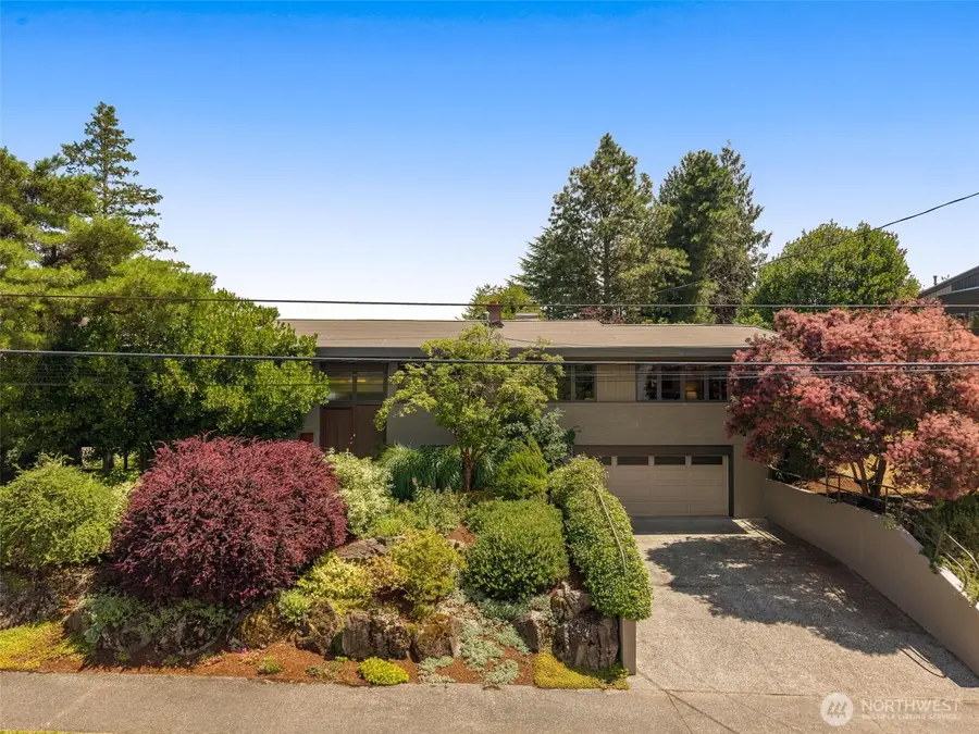 4204 47th Avenue S, Seattle, WA 98118 - #2