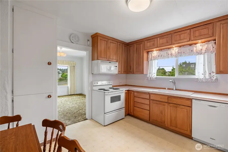 1607 Morgan Street, Aberdeen, WA 98520 - #3