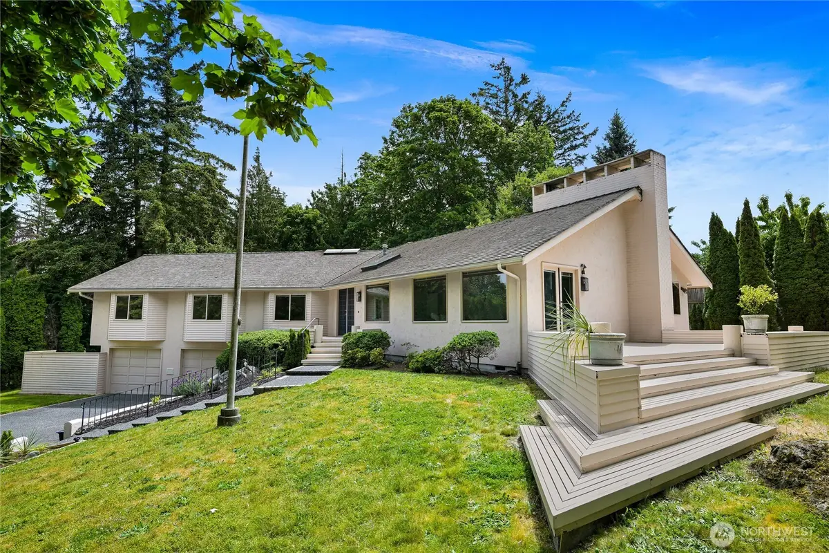 208 Hawthorn Road, Bellingham, WA 98225 - #1
