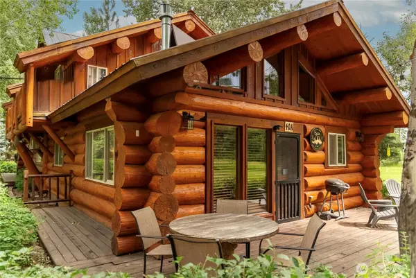 40 Wolf Ridge Lane #A, Winthrop, WA 98862