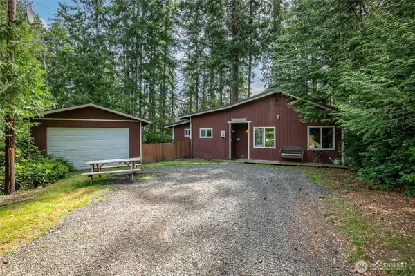 1207 E Madrona Boulevard Nw, Lakebay, WA 98349
