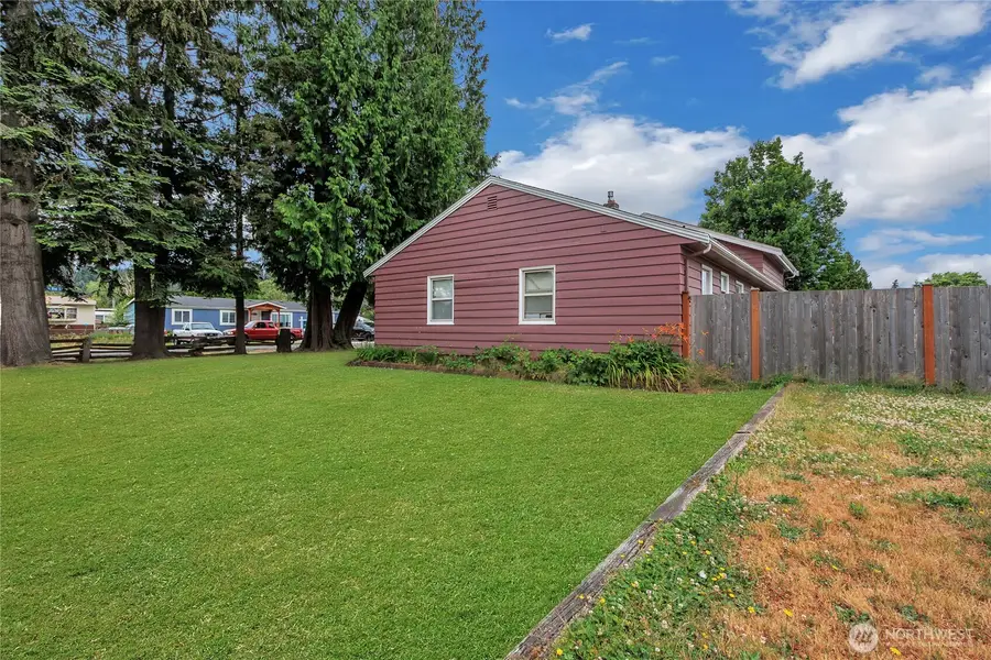 327 Chicago Boulevard S, Pacific, WA 98047 - #3