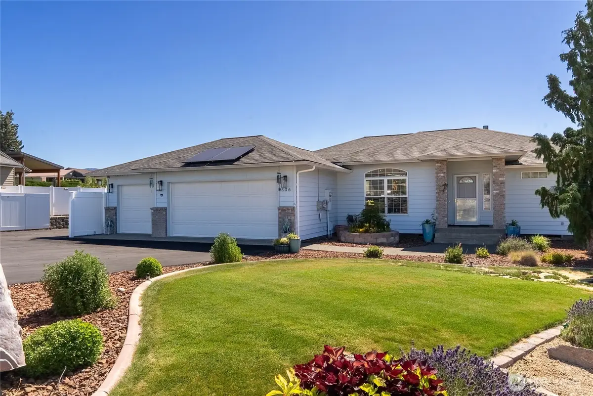 536 Hillcrest Circle Drive, Omak, WA 98841 - #1